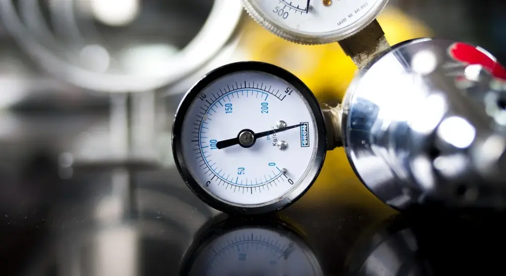 Keep Your Water Pressure Strong: The Homeowner’s Guide to Pressure Tank Maintenance